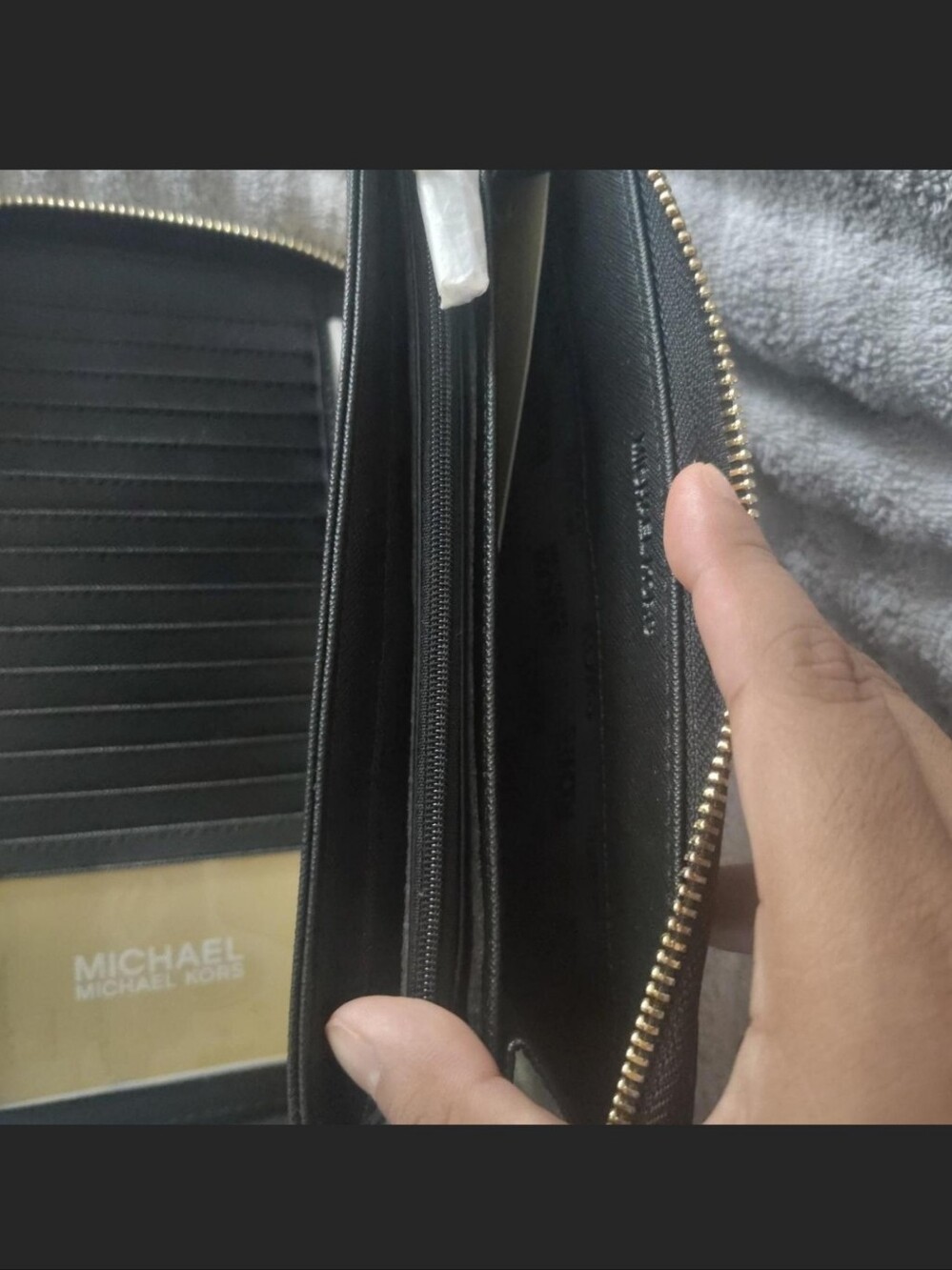 Michael Kors Black Bag for Women - Picture 4 of 4